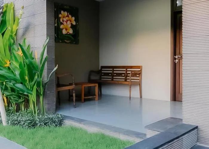 Arimanu * Kuta (Bali)